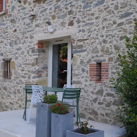 Les Rives Du Lay Maison d'hôtes